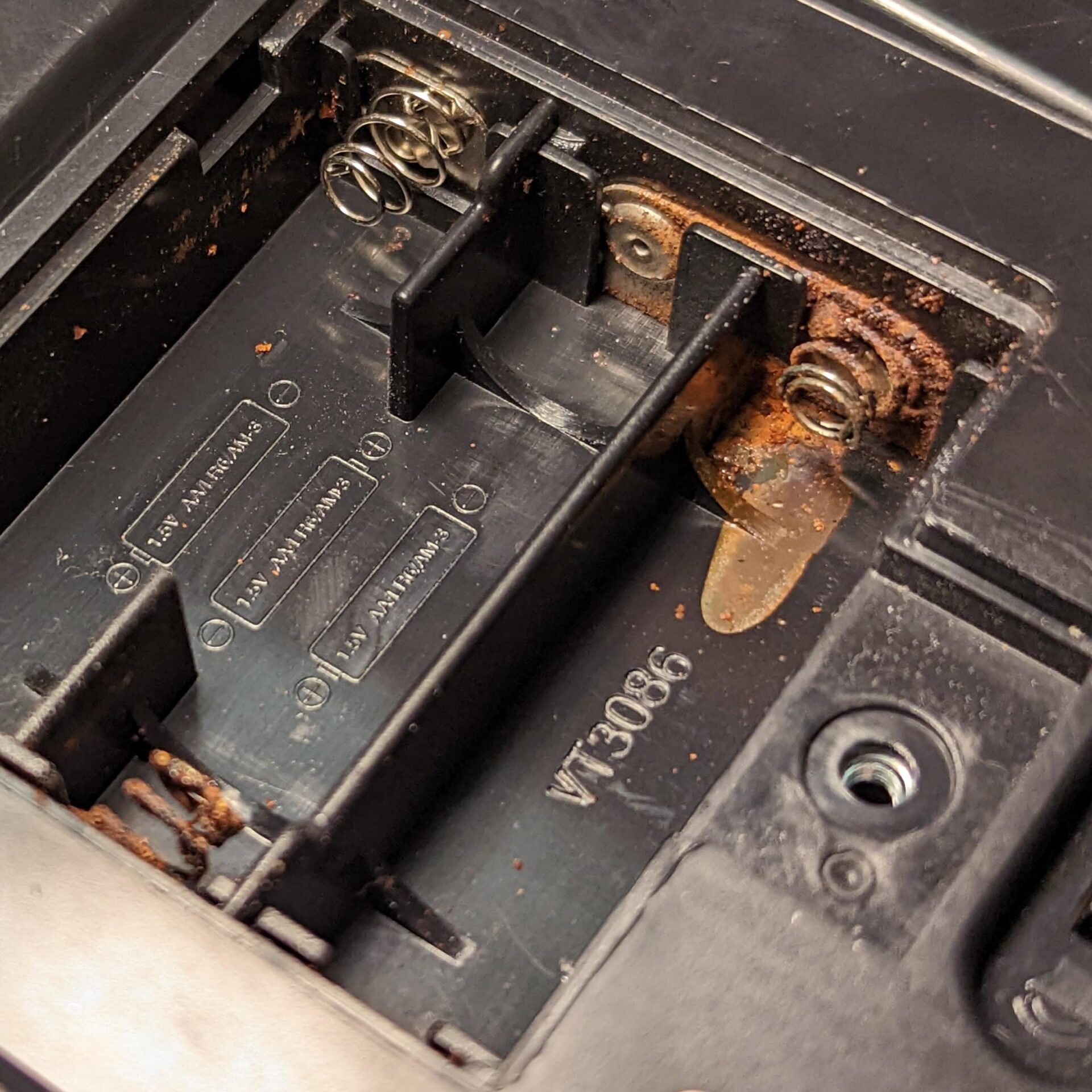 How Do You Remove Corrosion From Battery Terminals: Quick Fixes!