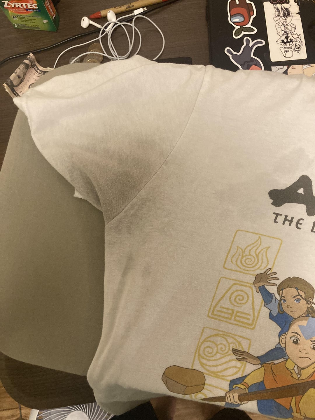 How To Remove Pit Stains From A White Shirt: Proven Tips