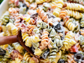 Bacon Ranch Pasta Salad With Ranch Dressing