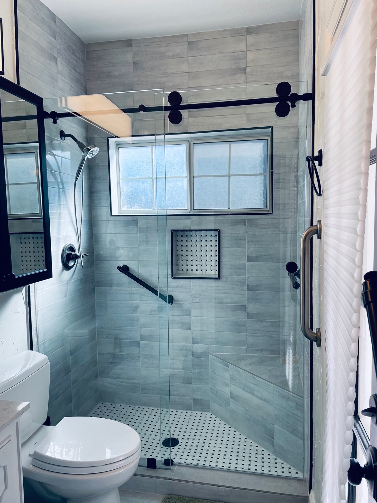 Bathroom Renovations For Small Bathrooms