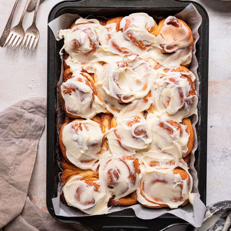 Icing For Cinnamon Rolls Cream Cheese: Decadent Delight!