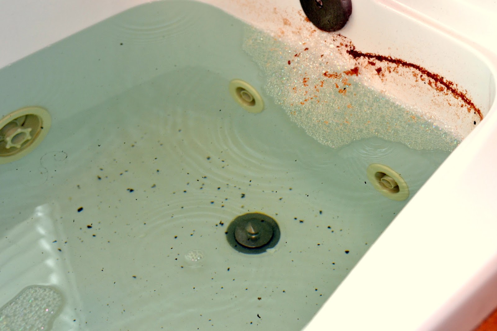 How Do You Clean Jets In A Jacuzzi Tub